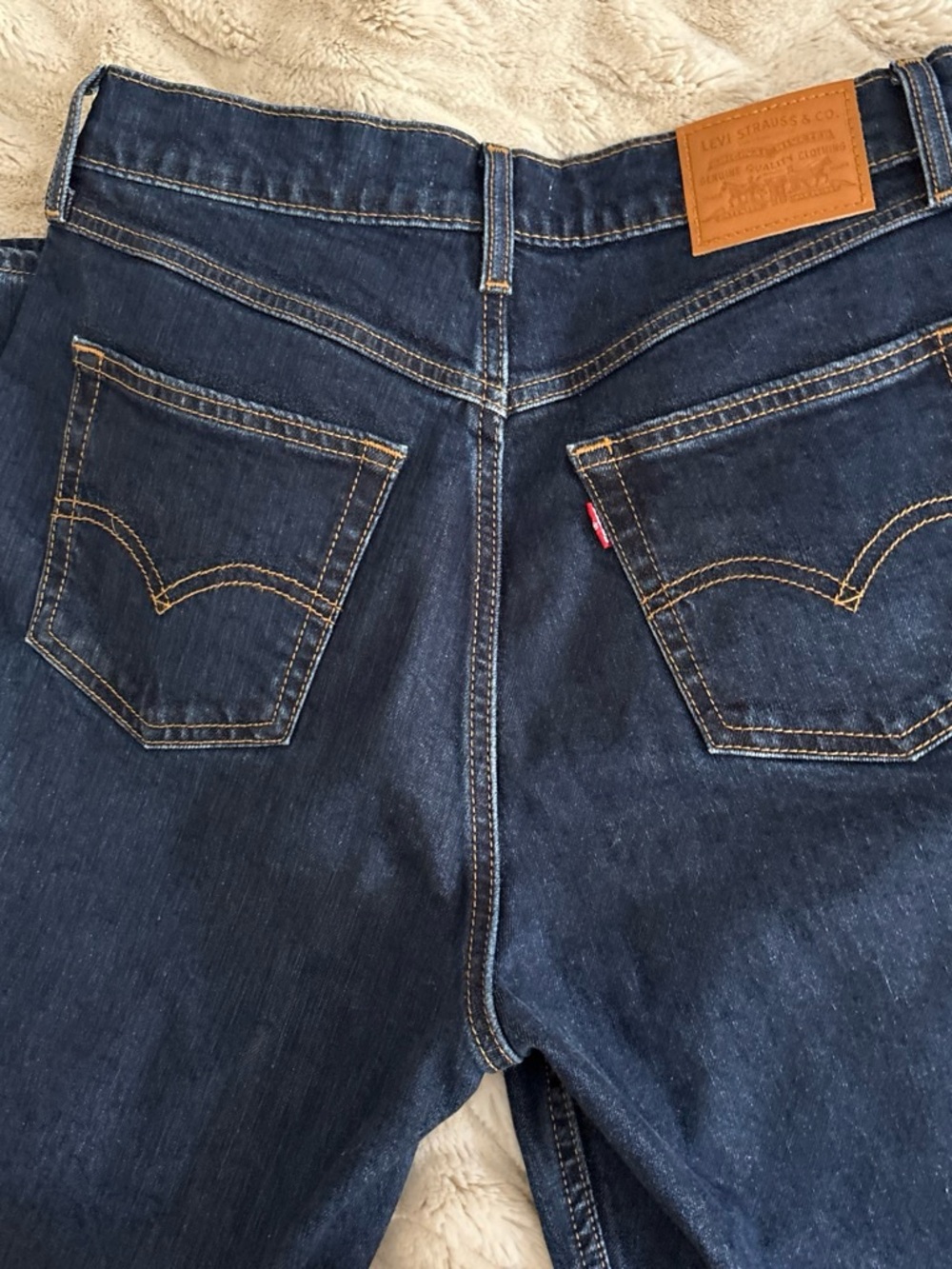 Levi’s 80s mom jean high-rise dark wash ankle tapered 30x28 EUC - Picture 3 of 6